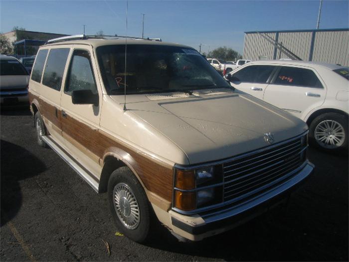 1986 plymouth voyager le mpg