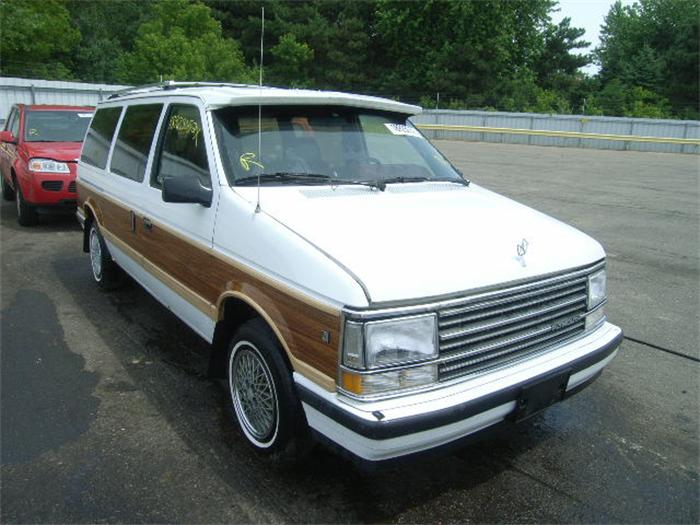 plymouth voyager 1989