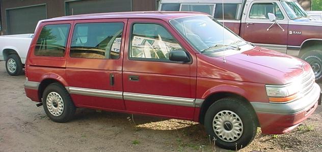 1994 plymouth voyager red