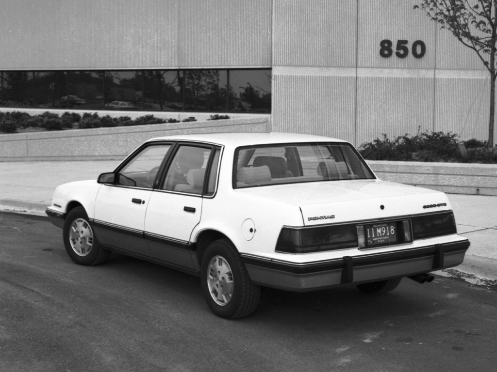Pontiac 6000 1987 #3