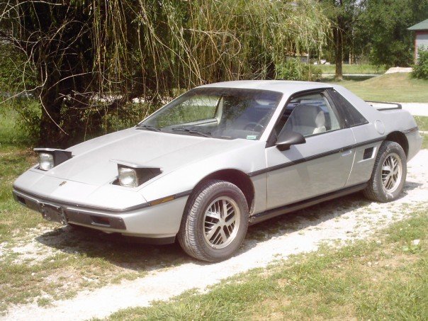 Pontiac Fiero 1985 #7