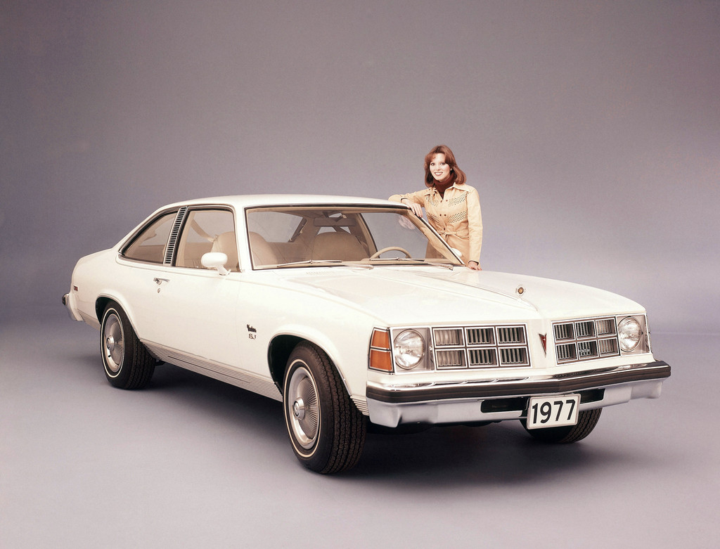 Pontiac Ventura 1977 #1