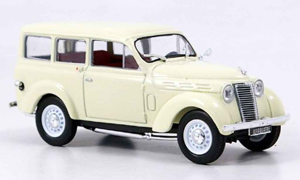Renault Juvaquatre 1949 #9