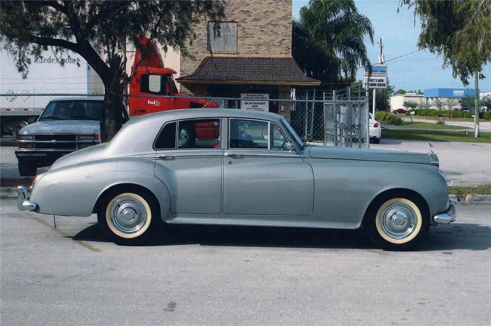 1960 Rolls-Royce Silver Cloud II - Information and photos - MOMENTcar