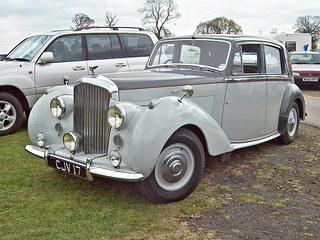 Rover 16 1945 #12