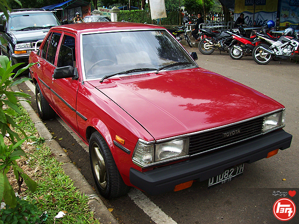 Toyota Corolla 1983 #6