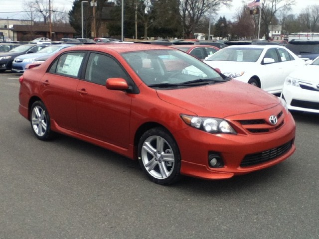 Toyota Corolla S Special Edition #16