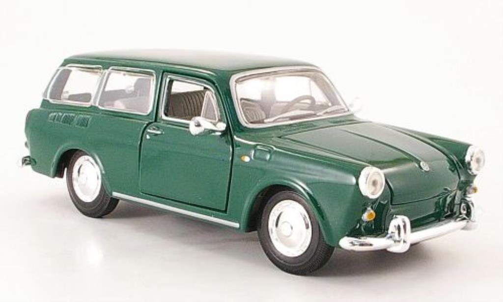 Volkswagen 1600 #10