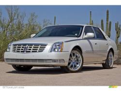 Cadillac DTS 2010 #13