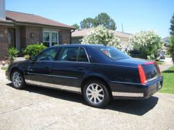 Cadillac DTS Luxury III #26
