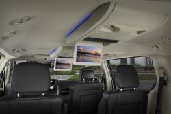 Chrysler Town and Country 2014 #14