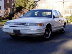 Ford Crown Victoria 1995 #10