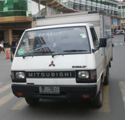 Mitsubishi Pickup 1986 #11