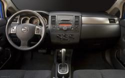 Nissan Versa 2010 #13