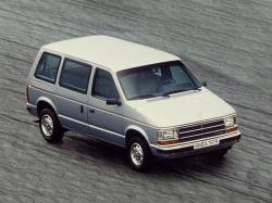 Plymouth Voyager 1980 #9