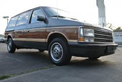 Plymouth Voyager 1990 #8