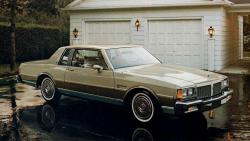 Pontiac Bonneville 1982 #8