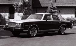Pontiac Bonneville 1984 #14