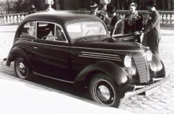 Renault Juvaquatre 1948 #6