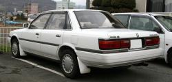 Toyota Camry 1990 #12