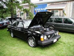 Volvo 240 1980 #7