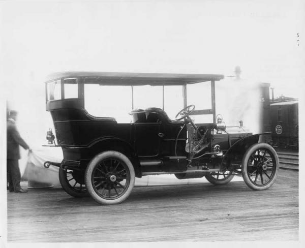 1908 Packard Model UA