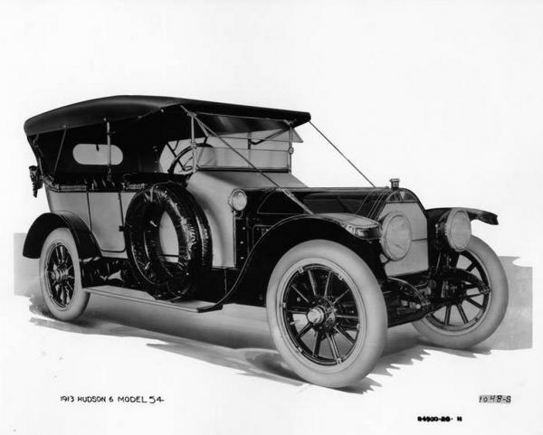 1913 Hudson Model 54