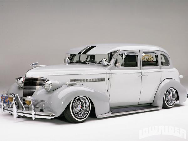 1939 Plymouth DeLuxe