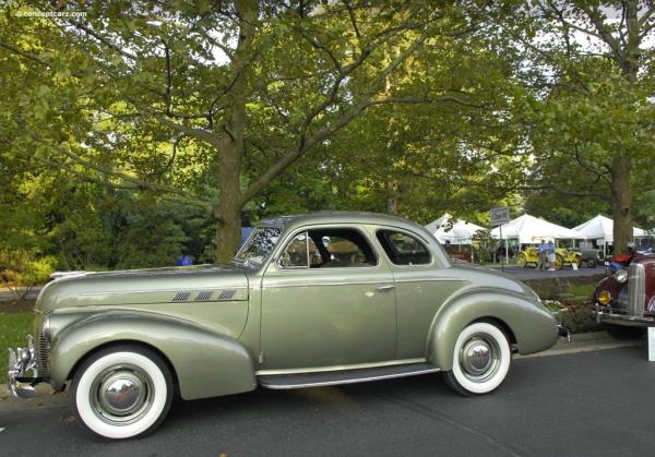 1940 Pontiac Special 25