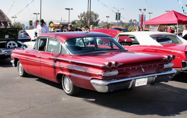 1960 Pontiac Star Chief