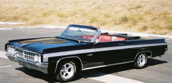 1963 Oldsmobile Starfire