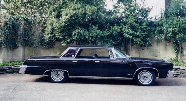 1966 Chrysler Imperial LeBaron
