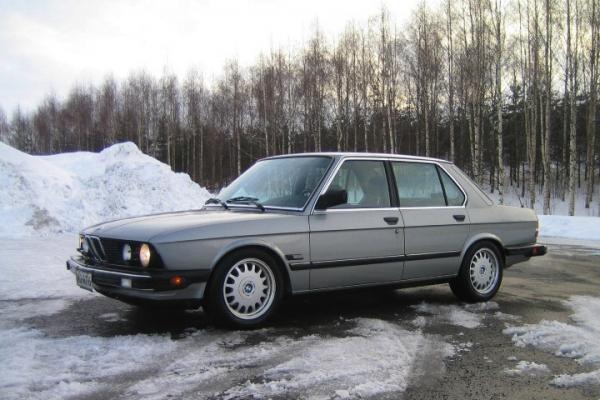 1987 BMW 528