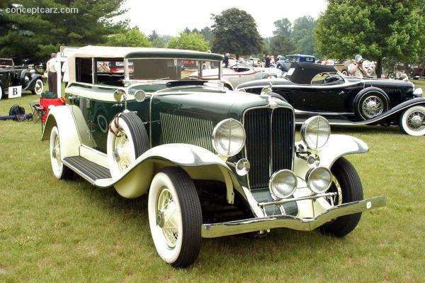 Auburn Model 8-100 1932 #3