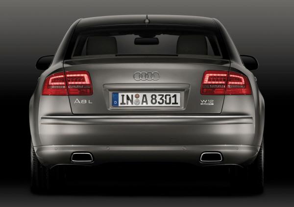 Audi A8 2008 #1