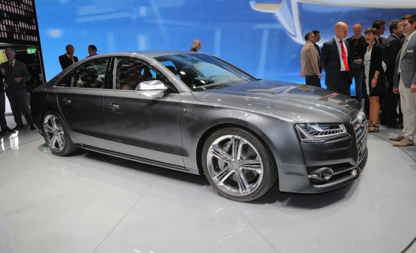 Audi A8 2015 #4