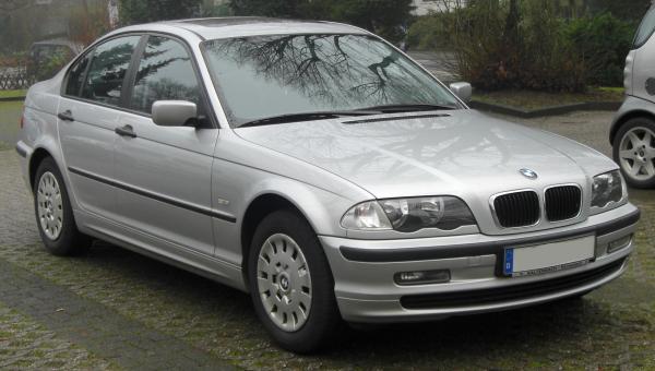 BMW 1998 3 Series is everything that you may look for in a hatchback