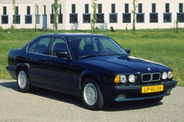 BMW 5 Series 1990 #5