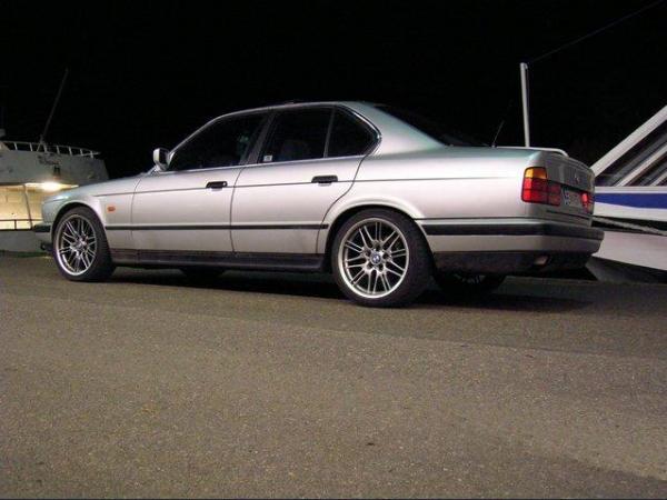 BMW 5 Series 1991 #1