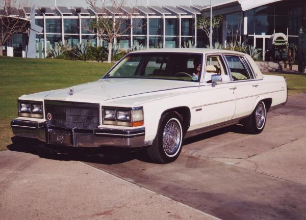 Cadillac Fleetwood 1983 #5
