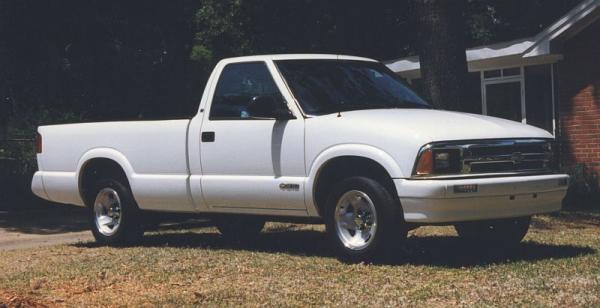 Chevrolet S-10 1997 #2