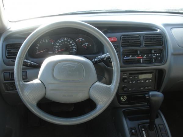 Chevrolet Tracker 2004 #5