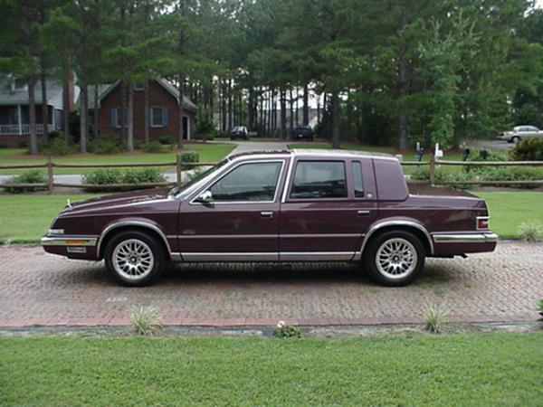 Chrysler Imperial 1990 #5