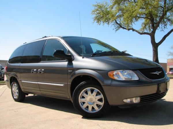 Chrysler Town and Country Touring Platinum Series #1