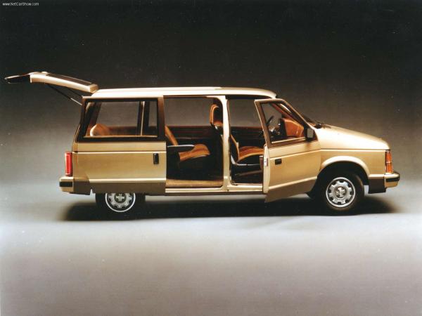 Dodge Caravan 1984 #2