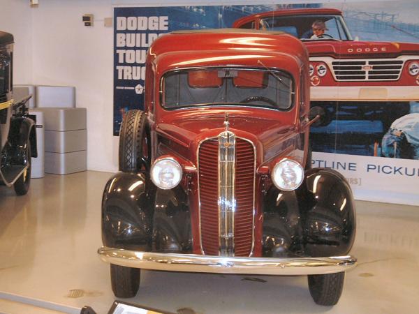 Dodge Panel 1937 #2