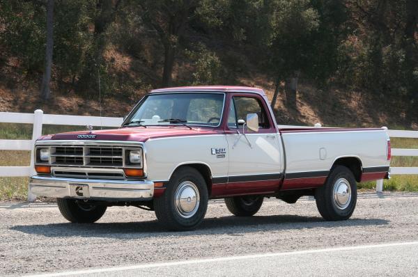 Dodge Pickup 1985 #4