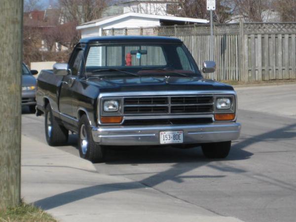 Dodge Pickup 1987 #2