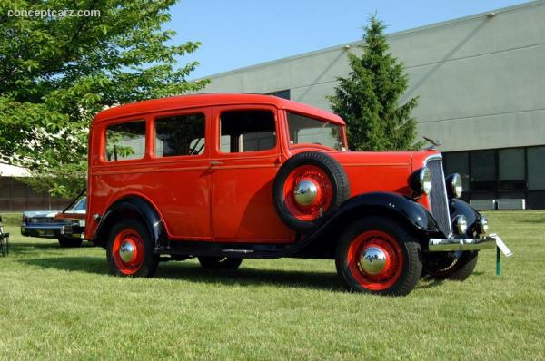 Dodge Suburban 1935 #1
