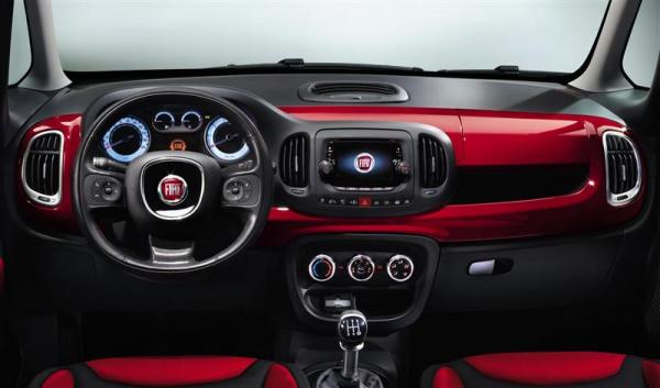 Fiat 2013 500 Hottest Hatchback designed for car enthusiasts